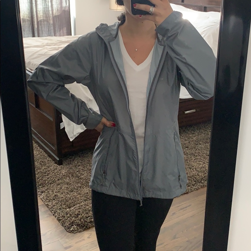 Columbia Windbreaker - Picture 6 of 6